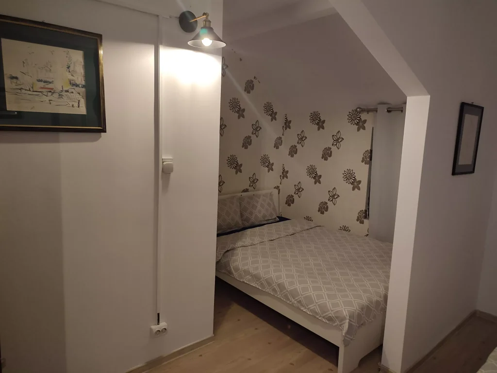 cameră family rustică în Paltinu Forest House